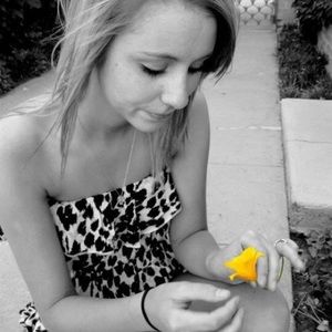 Meet your Posher, Amity